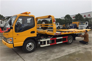 永善哪里有拖车服务